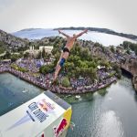 Gary Hunt repite victoria del Red Bull Cliff Diving